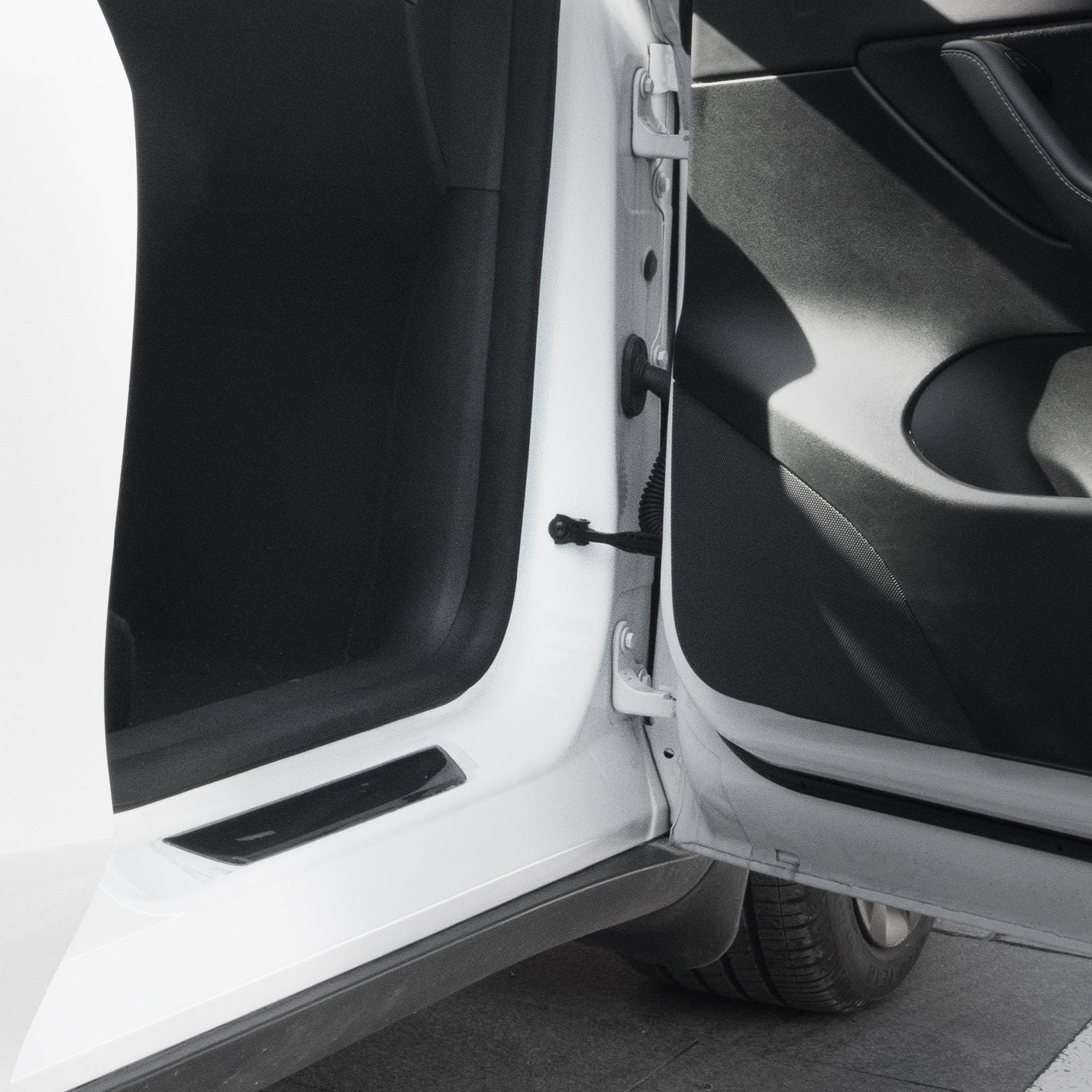 Tesla Series - Door Lock Cover | TO320 - Image 11